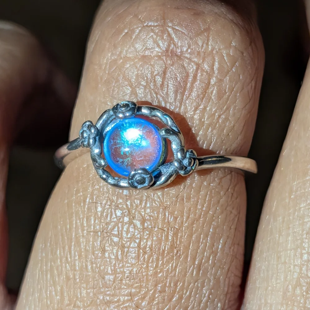 925 sterling moonstone ring sz 6